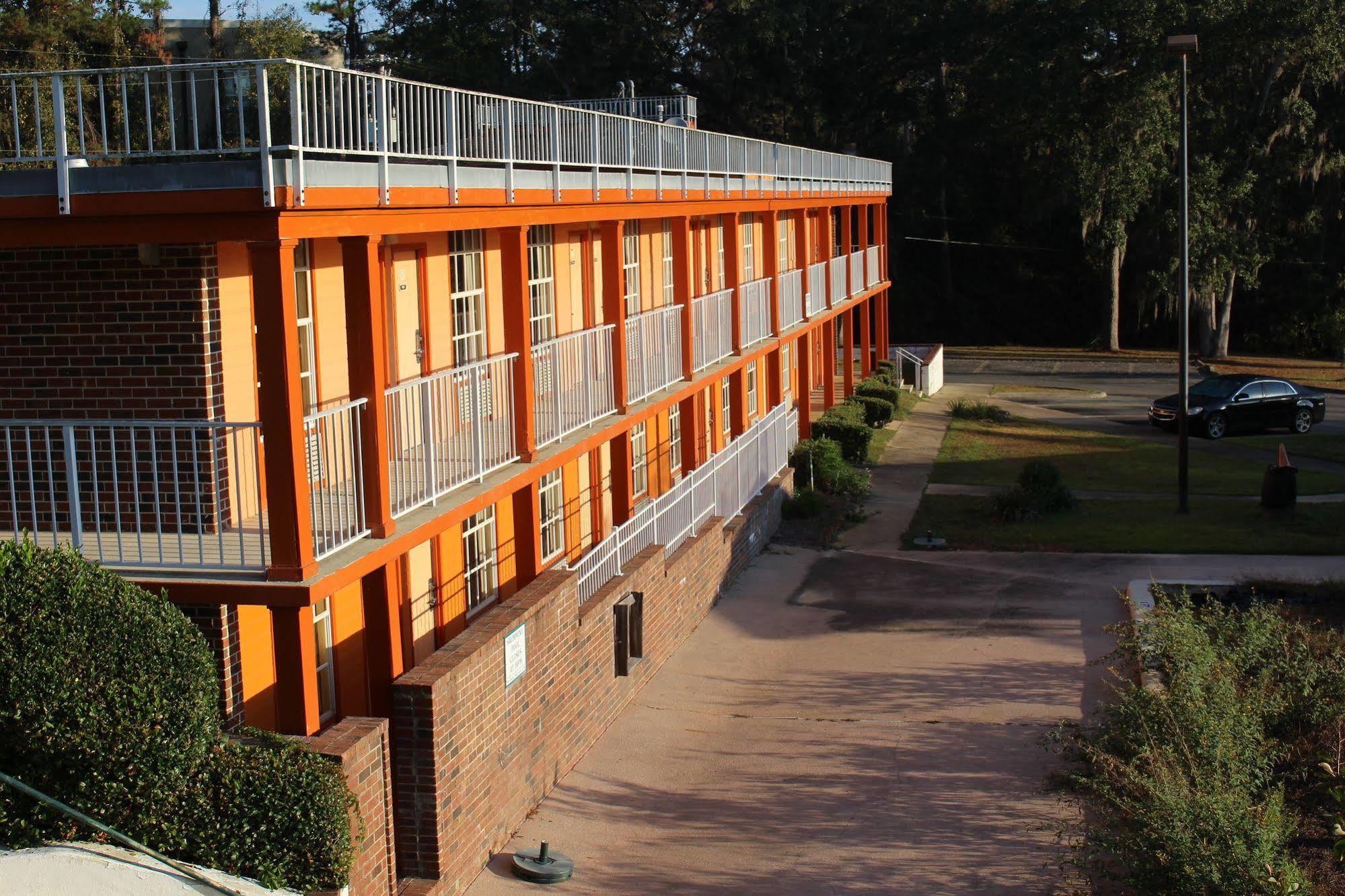 Seven Hills Suites I-10 Tallahassee Ngoại thất bức ảnh